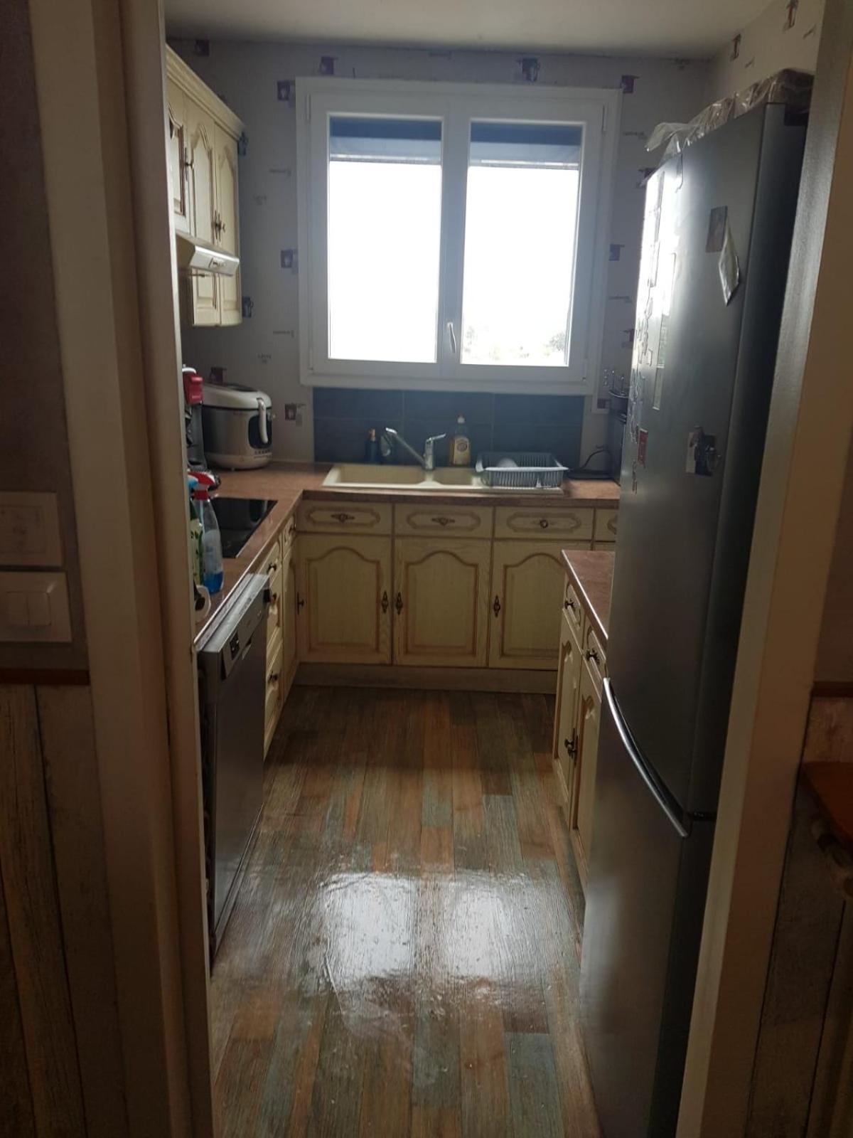 Allonnes  Chambre Neuve Dans Un Logement Partage A 10 Minute Du Circuit 24H מראה חיצוני תמונה
